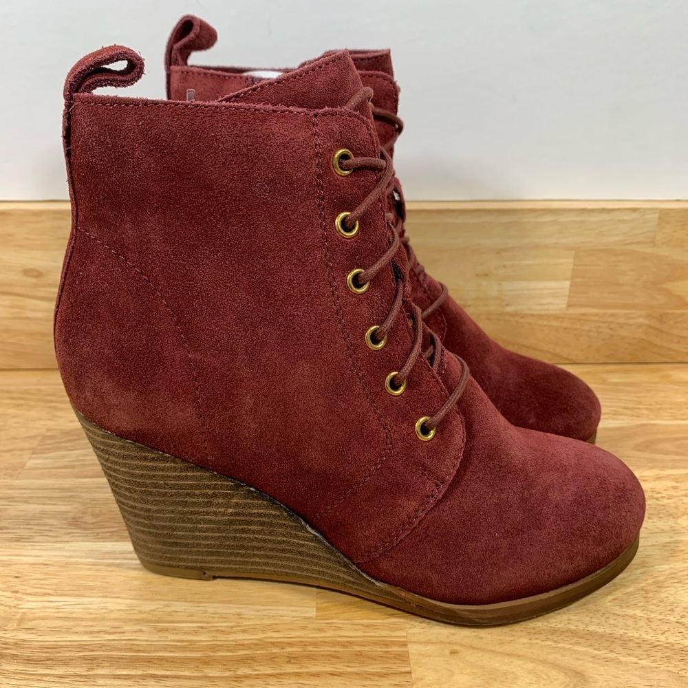 NEW Diba 6 Burgundy Blake Suede Bootie Red Lace Heel Boots